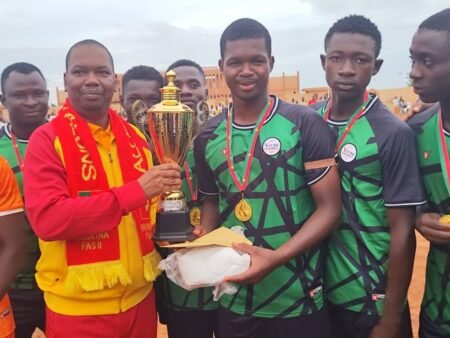 Tournoi maracana « Gondaal »: Football champagne, vainqueur de la Ire édition