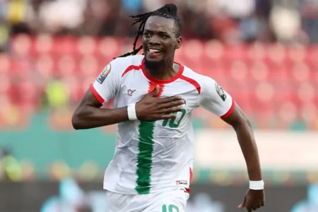 Bertrand Traoré : salaire, records, statistiques et plus