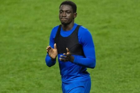 Ligue des Champions : Nasser Djiga et les Rangers s’inclinent devant le Club Brugge et se préparent à un match retour décisif
