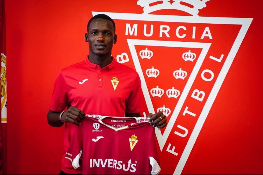 Sekou Djanbou évoluera désormais sous les couleurs du Real Murcie Sekou Djanbou évoluera désormais sous les couleurs du Real Murcie