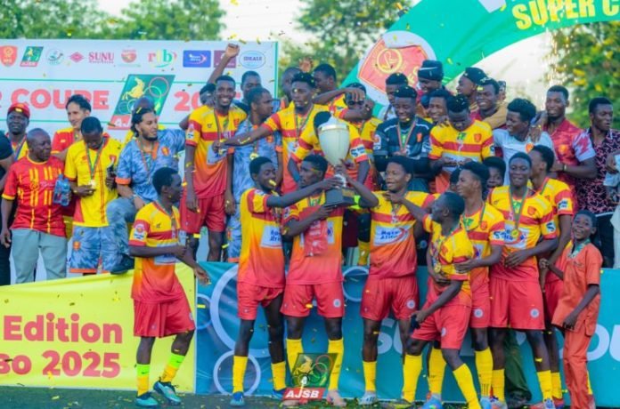Football : Le Rahimo FC réalise un triplé historique en remportant la Super Coupe AJSB face à l’USFA Football : Le Rahimo FC réalise un triplé historique en remportant la Super Coupe AJSB face à l’USFA