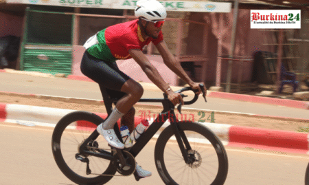 Tour du Faso 2025 : Paul Daumont remporte l’étape de Bobo-Dioulasso et s’offre le maillot jaune