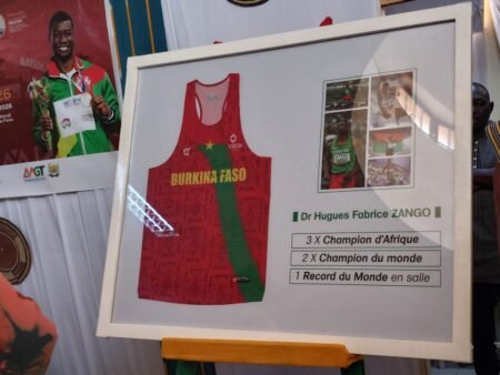 Musée national : le maillot de champion du monde de Hugues Fabrice Zango entre dans l’histoire
