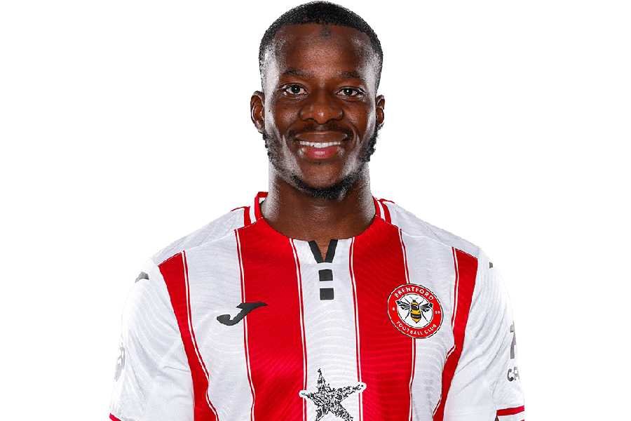 Keith Andrews encense Dango Ouattara, nouvelle arme de Brentford Keith Andrews encense Dango Ouattara, nouvelle arme de Brentford